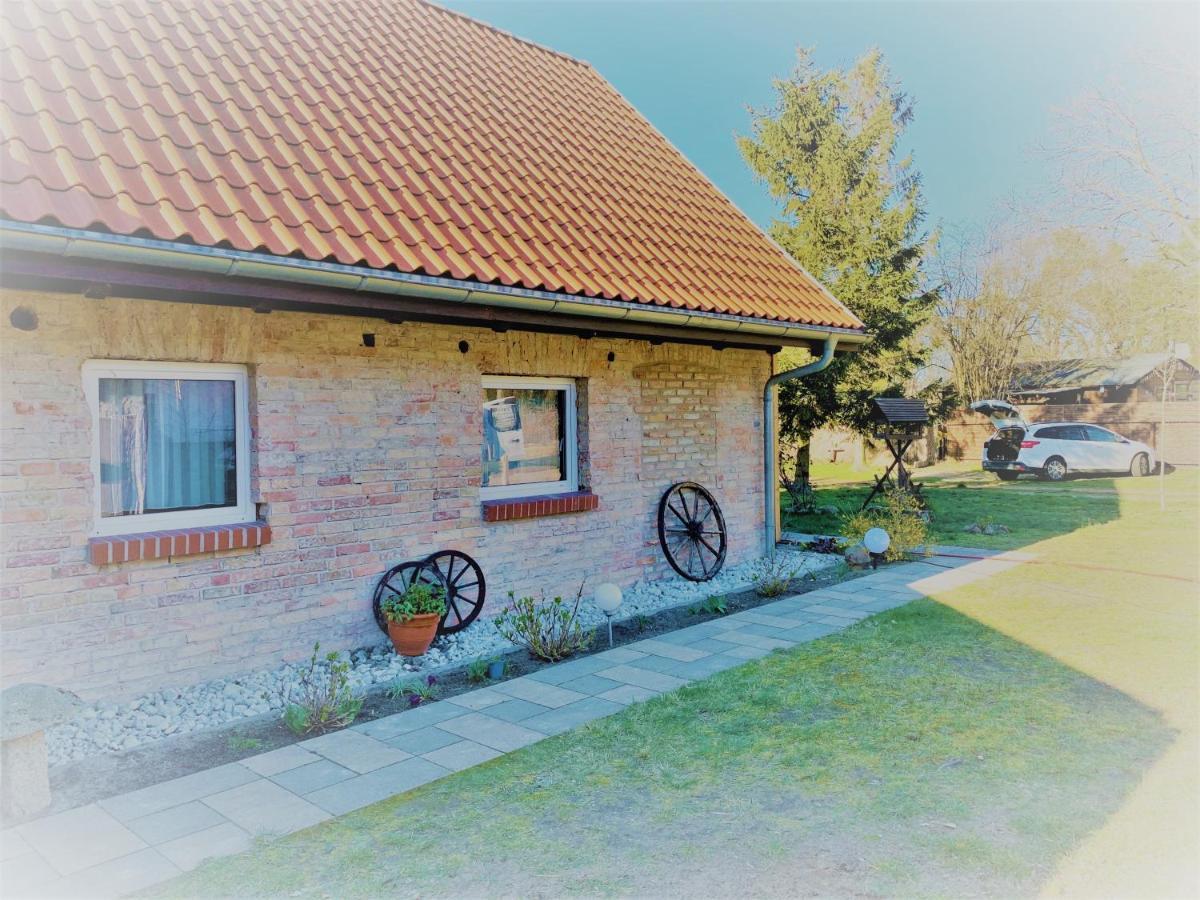 Ferienwohnung Sonne Stubbenfelde Exterior foto